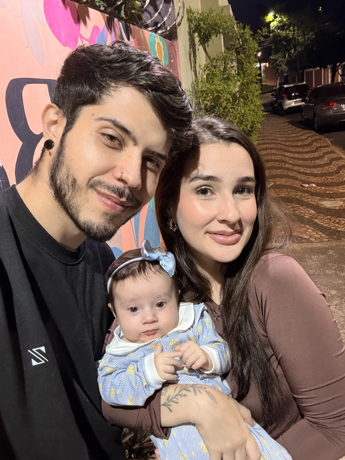 Os criadores do Sono Previsível do Bebê com sua filha